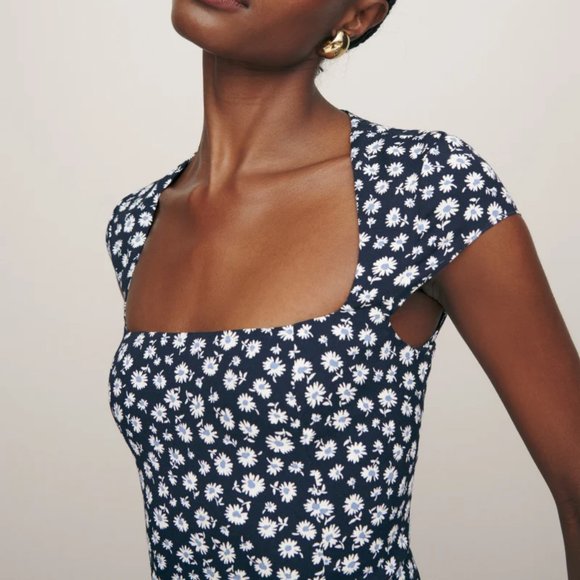 Reformation - Elton Dress (Color: Rico, Size 6) - Picture 4 of 4